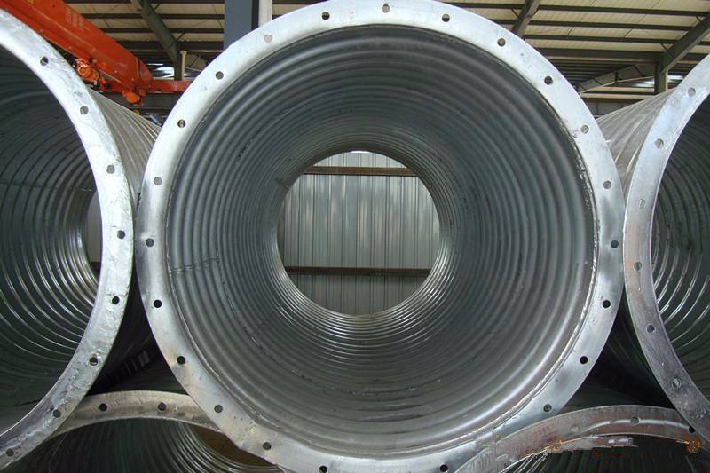 不同地势结构对钢波纹涵管施工造成哪些难点？